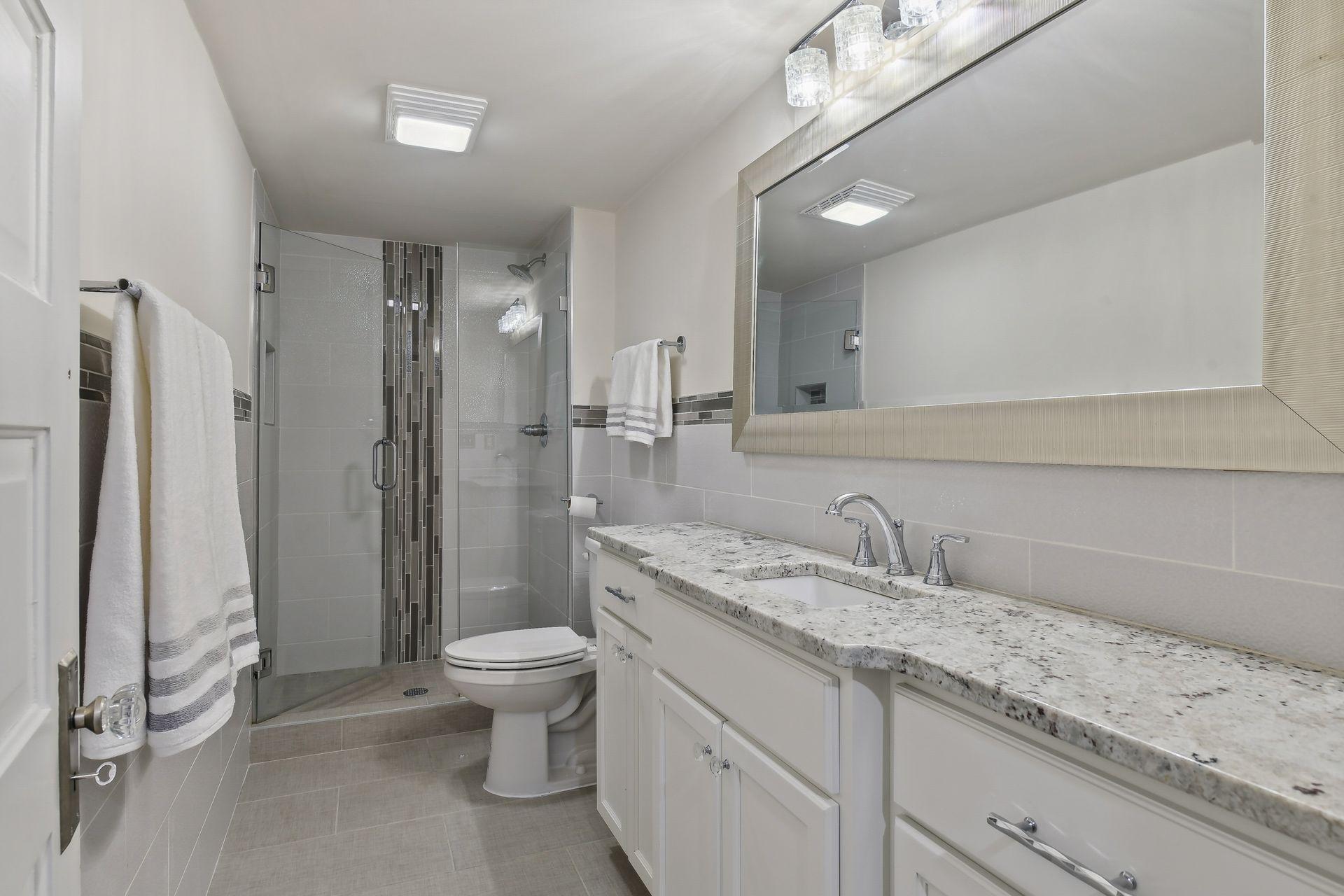 1820 Girard Avenue S Unit: 1