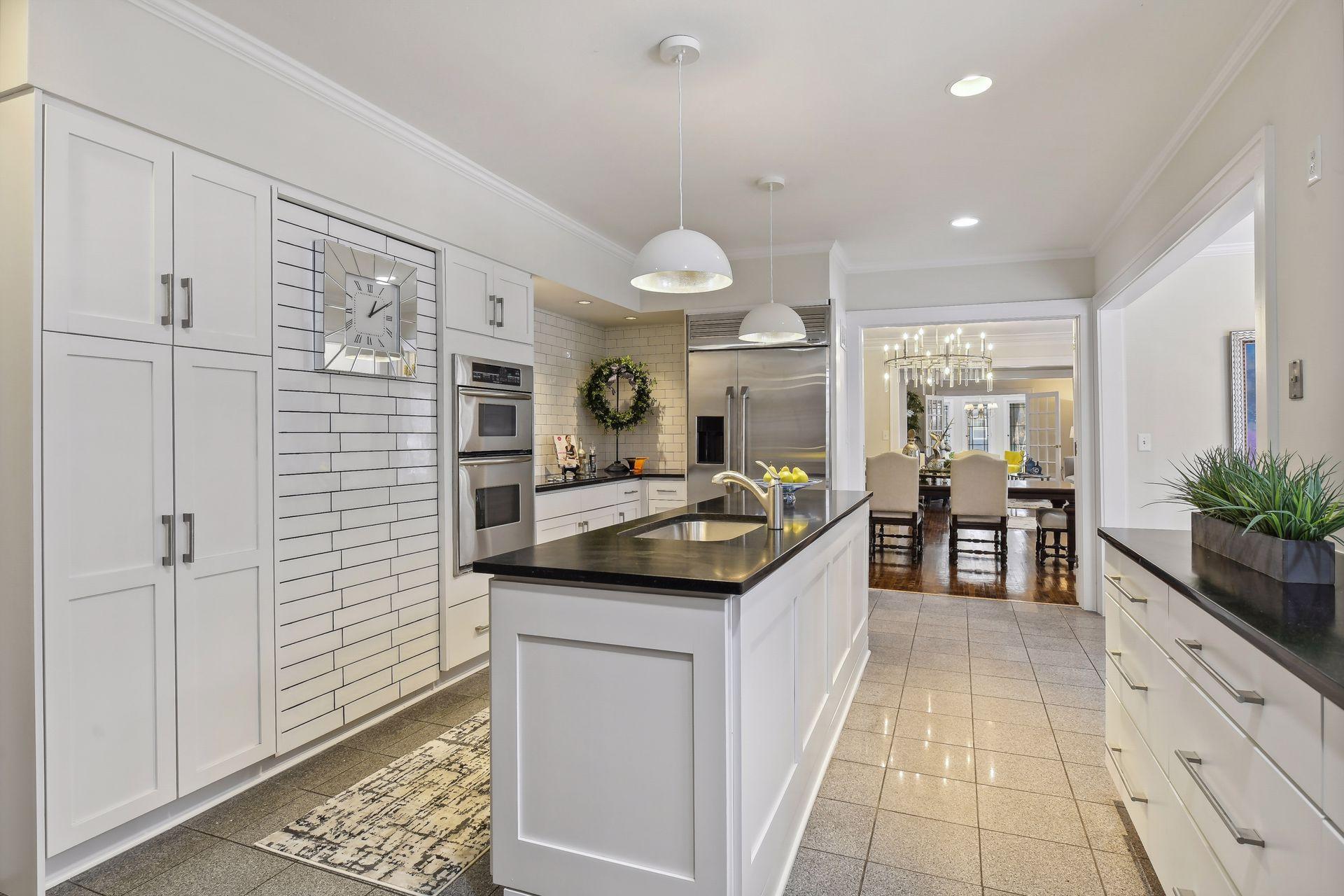 1820 Girard Avenue S Unit: 1