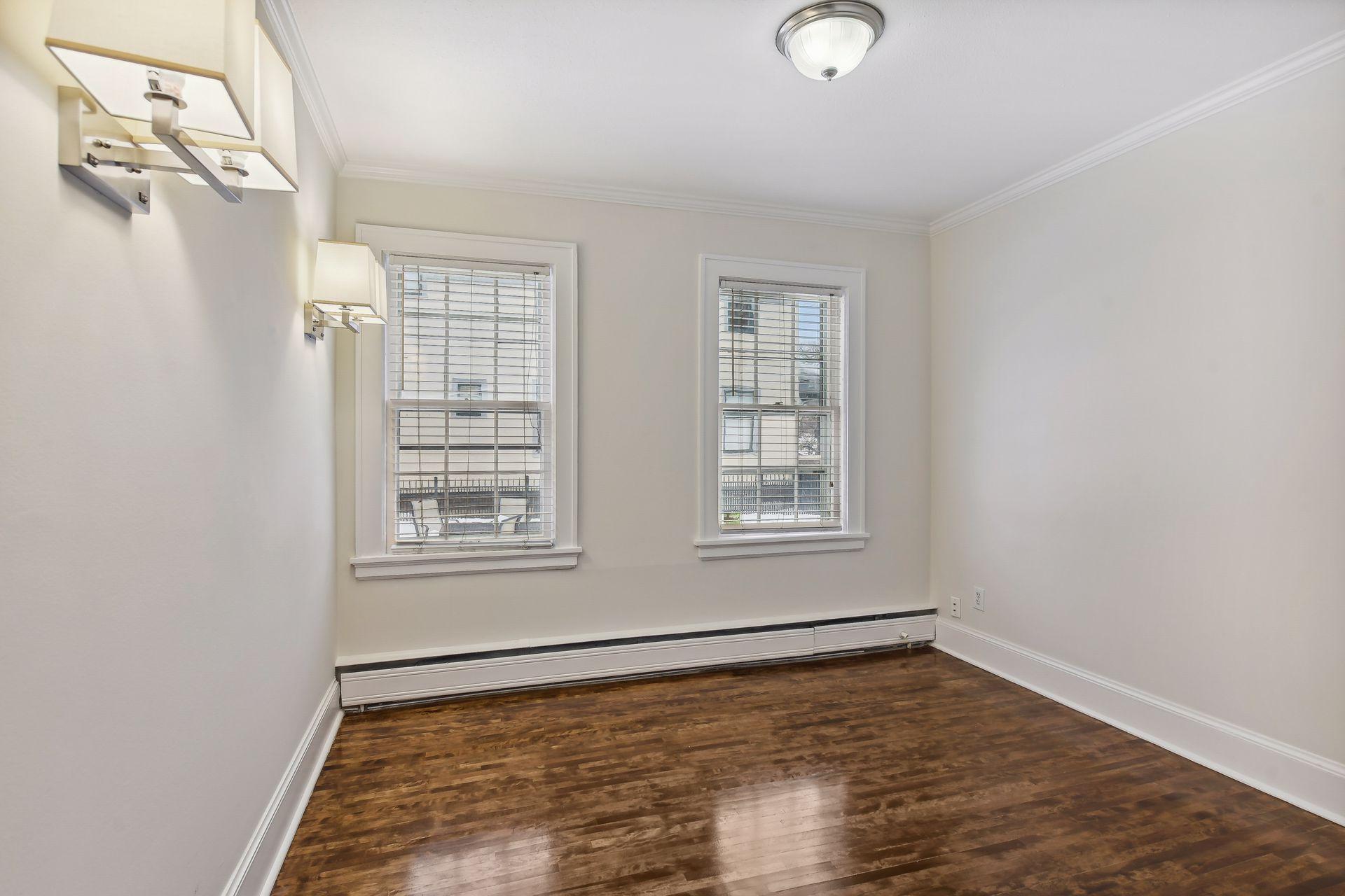 1820 Girard Avenue S Unit: 1