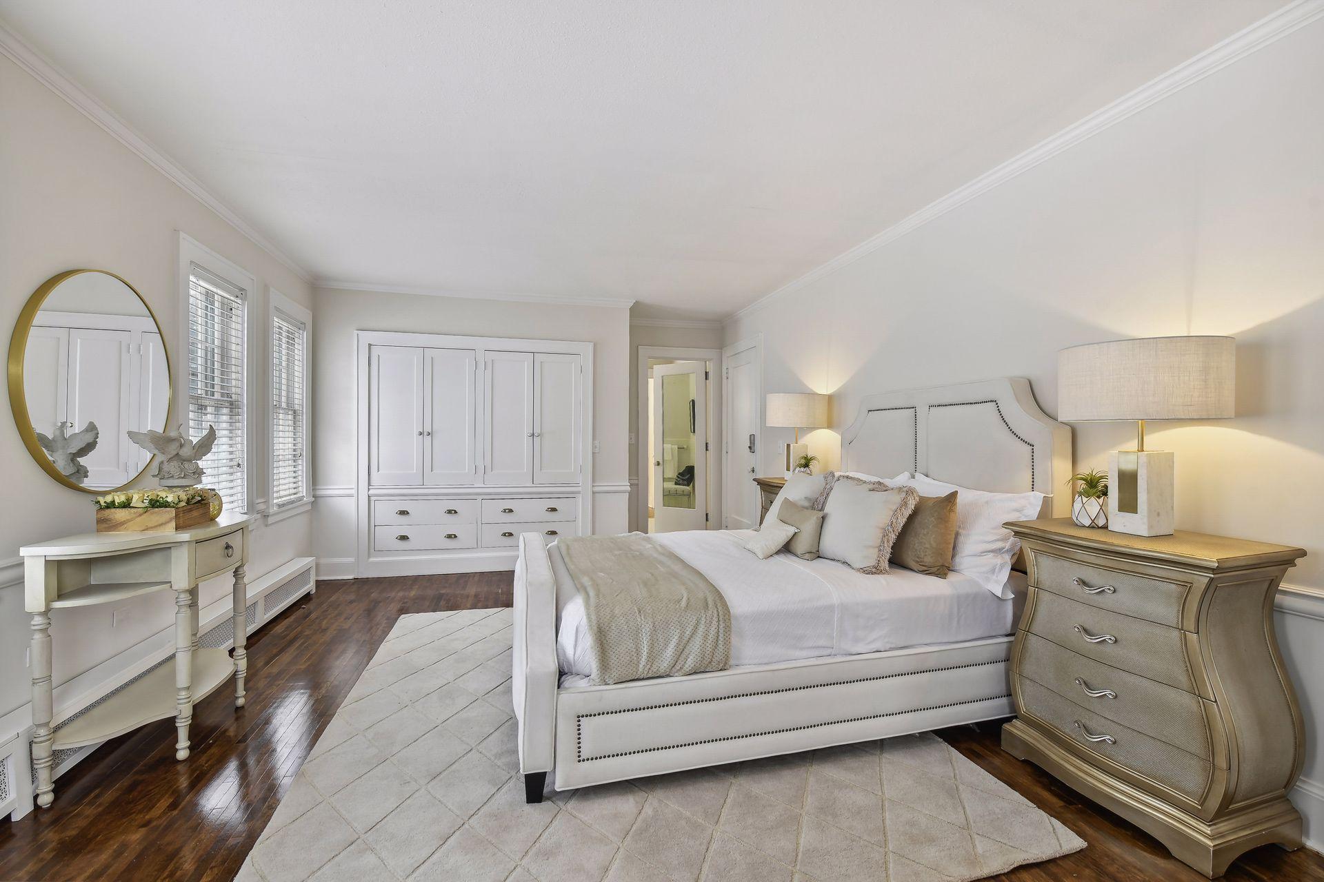 1820 Girard Avenue S Unit: 1