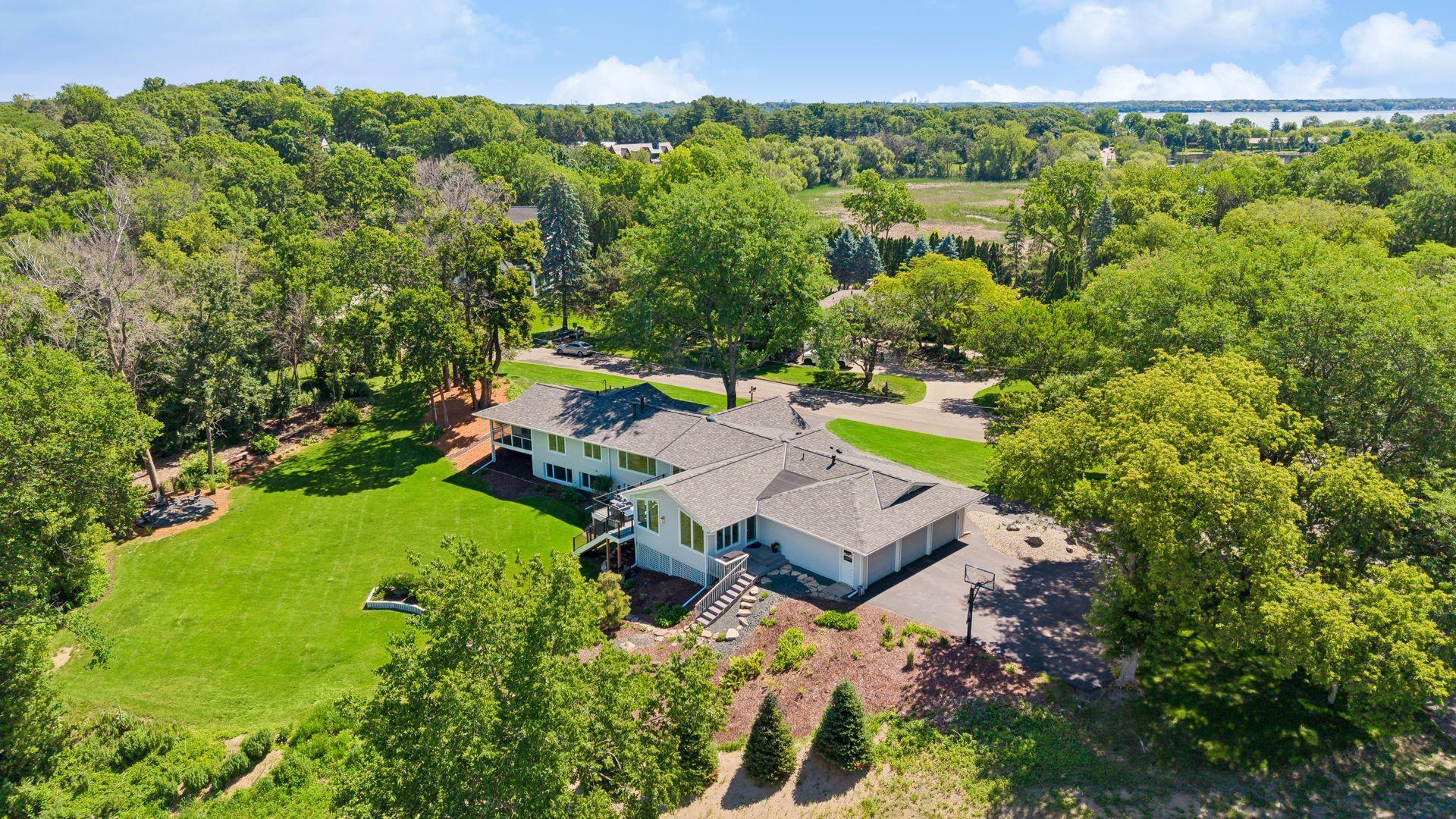 1155 Heritage Lane