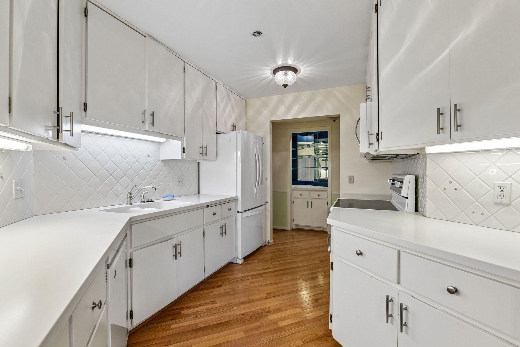 540 Indian Mound Street Unit: 1A