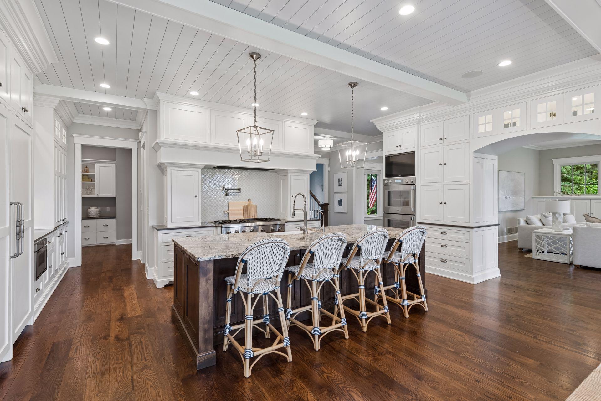 4565 Bayside Road