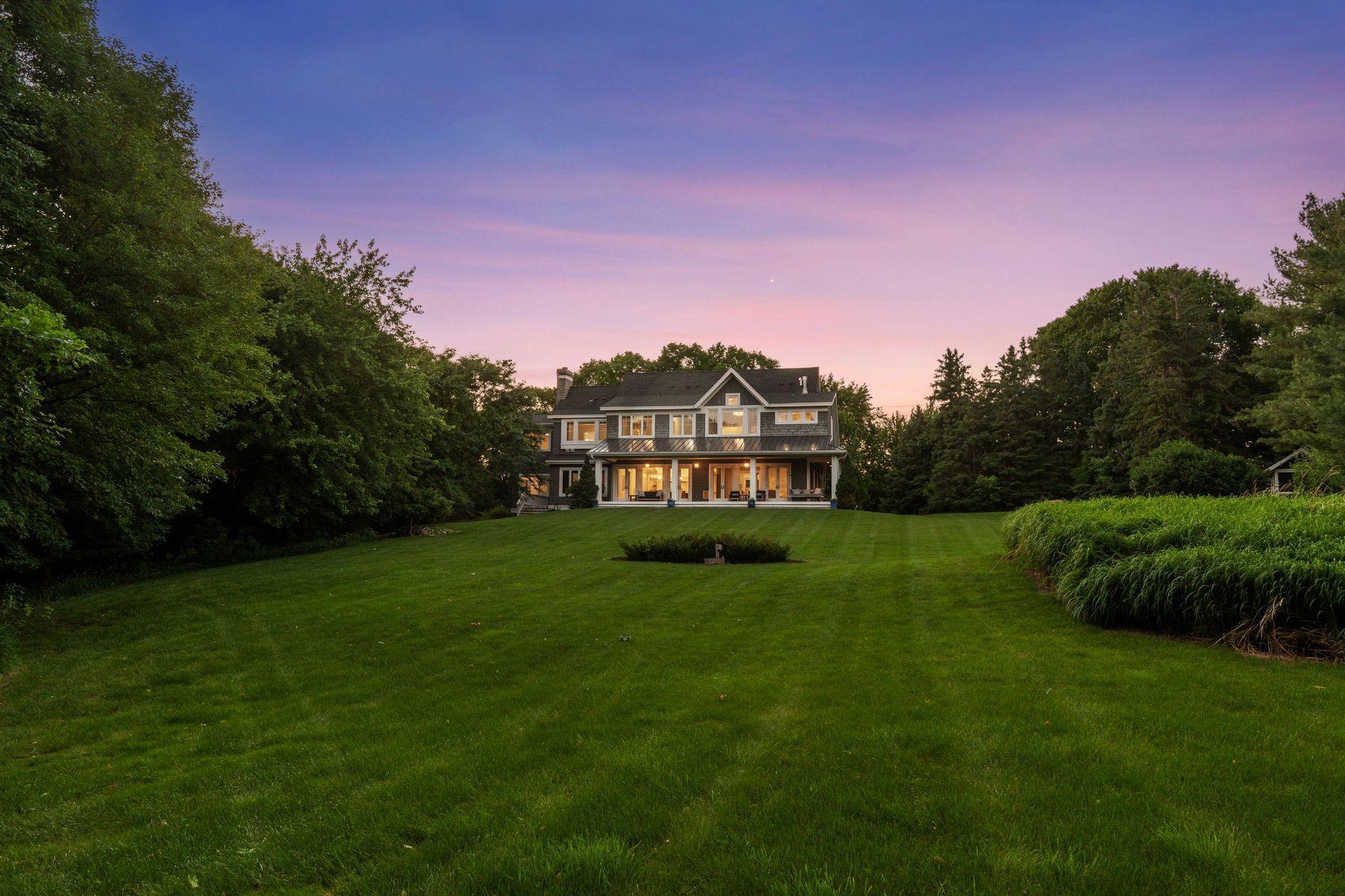 4565 Bayside Road