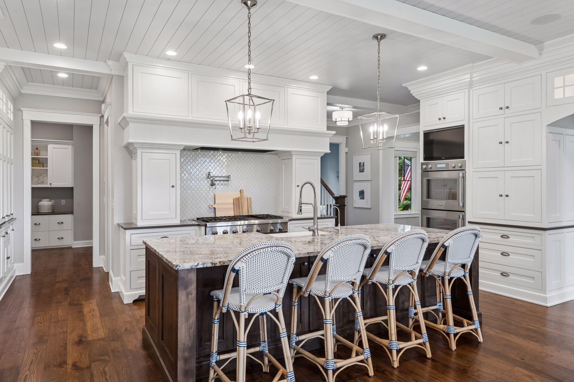 4565 Bayside Road