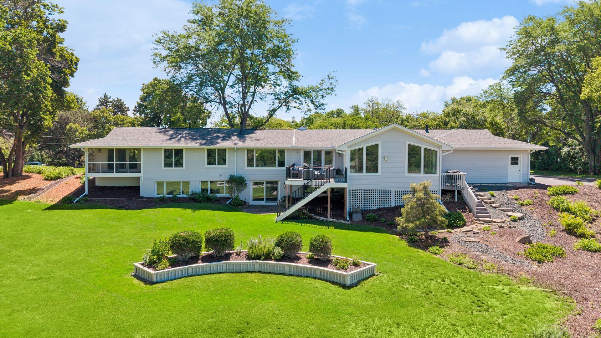 1155 Heritage Lane