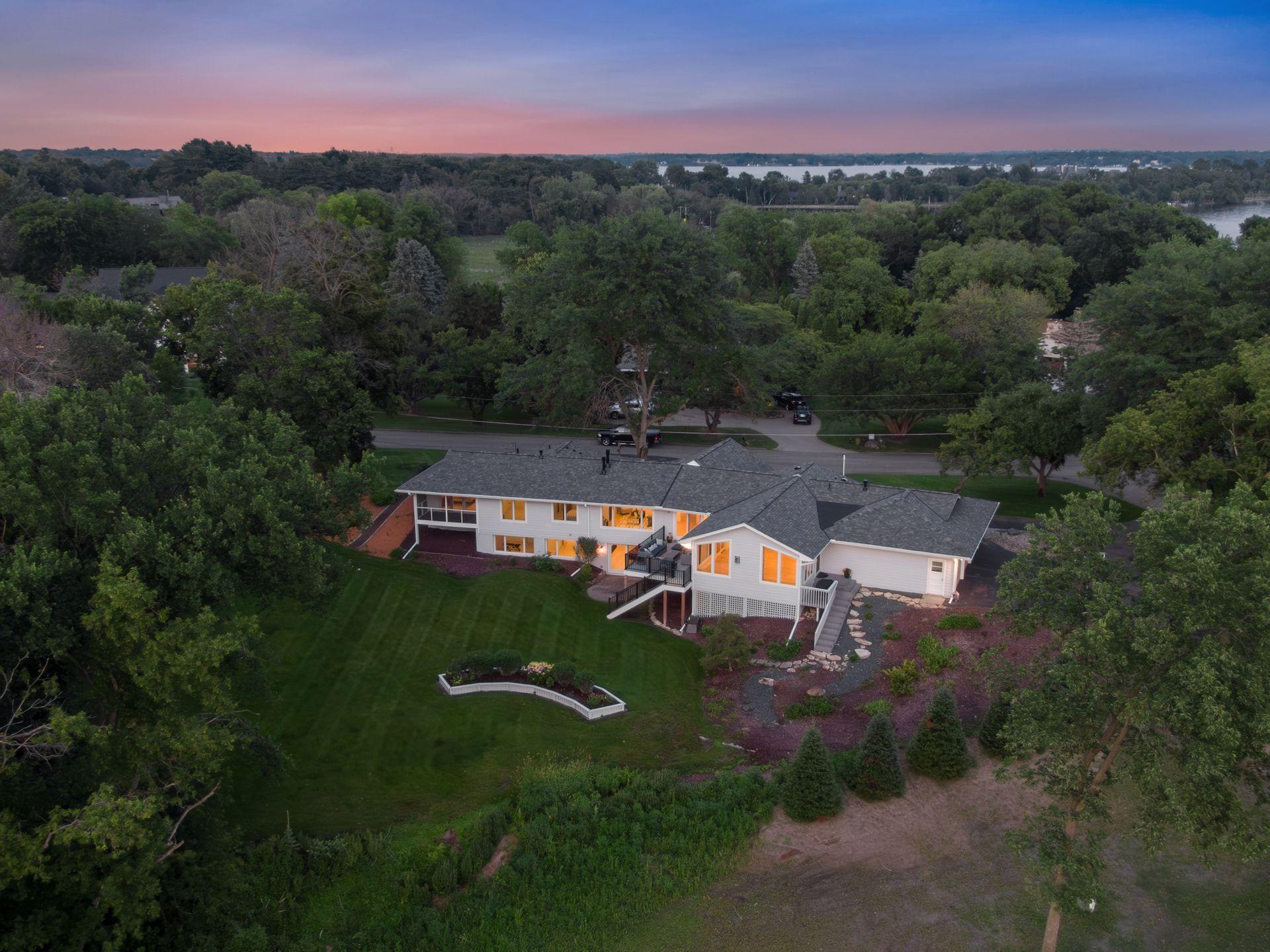 1155 Heritage Lane