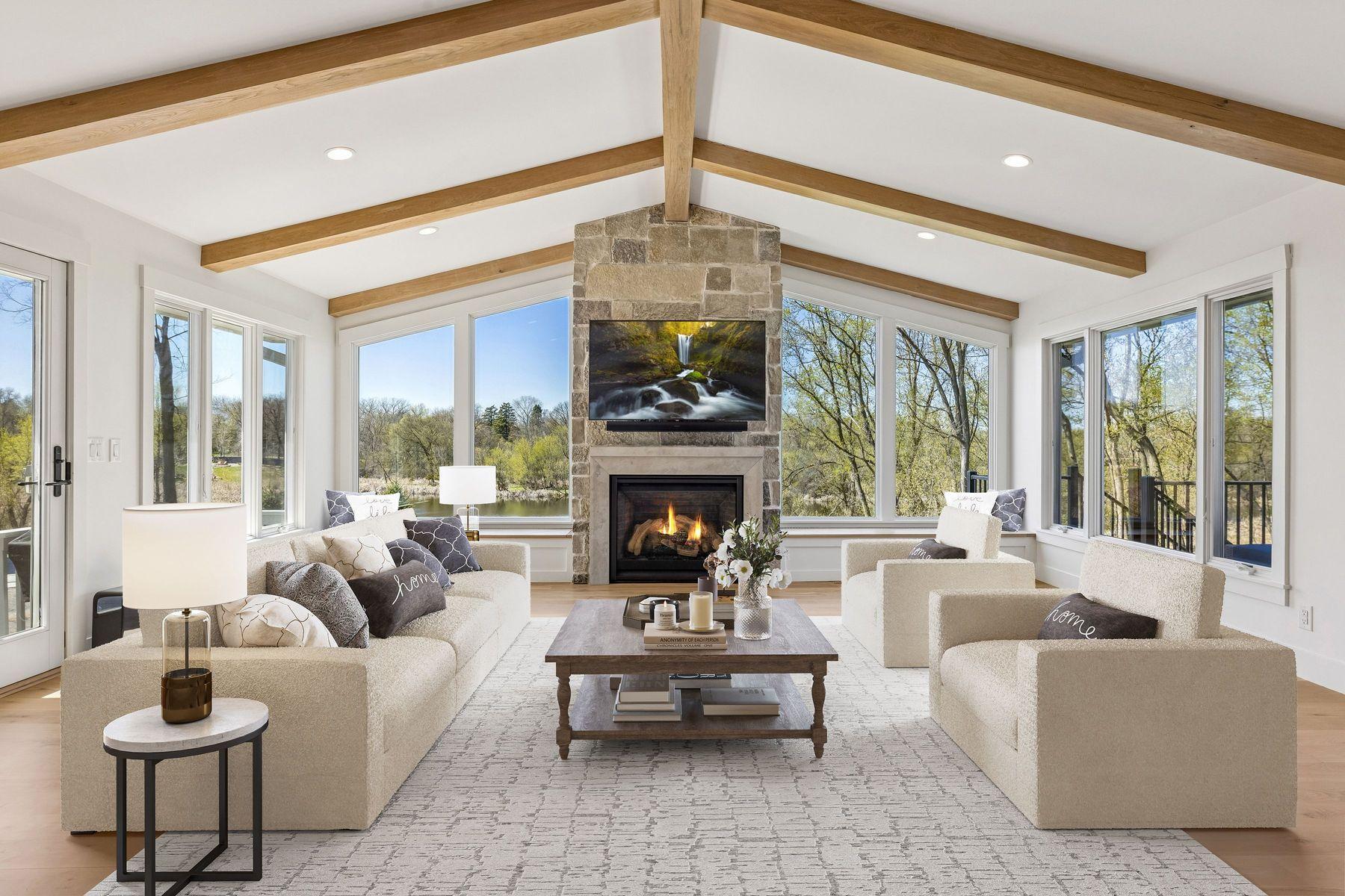 1155 Heritage Lane