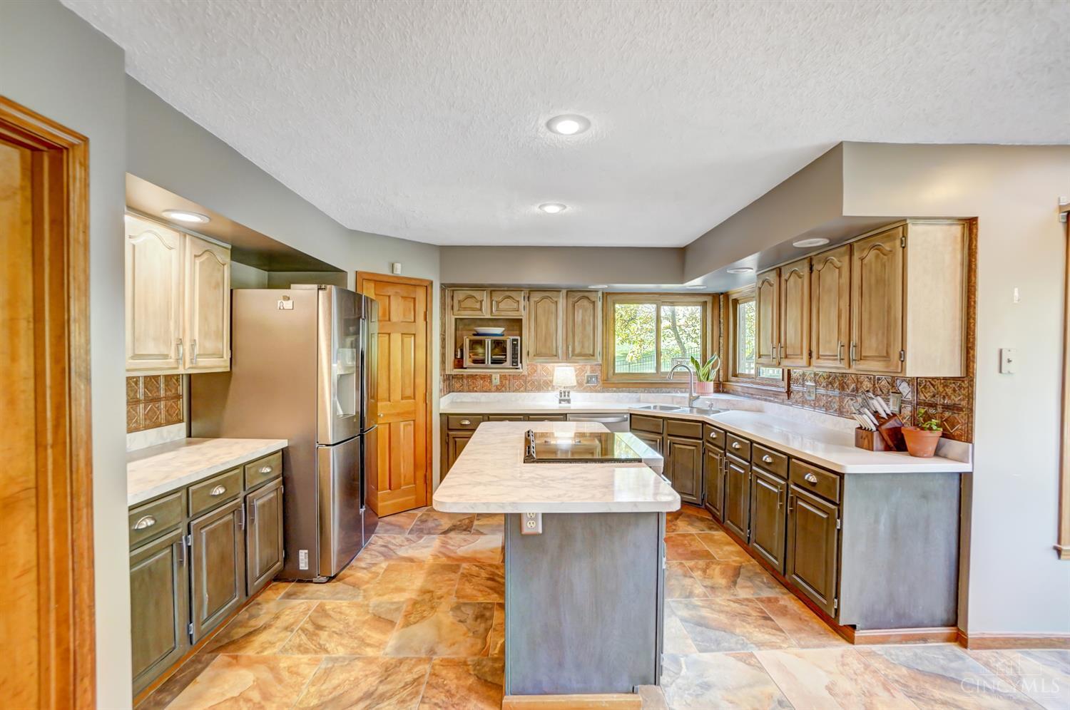 4823 Appaloosa Trail