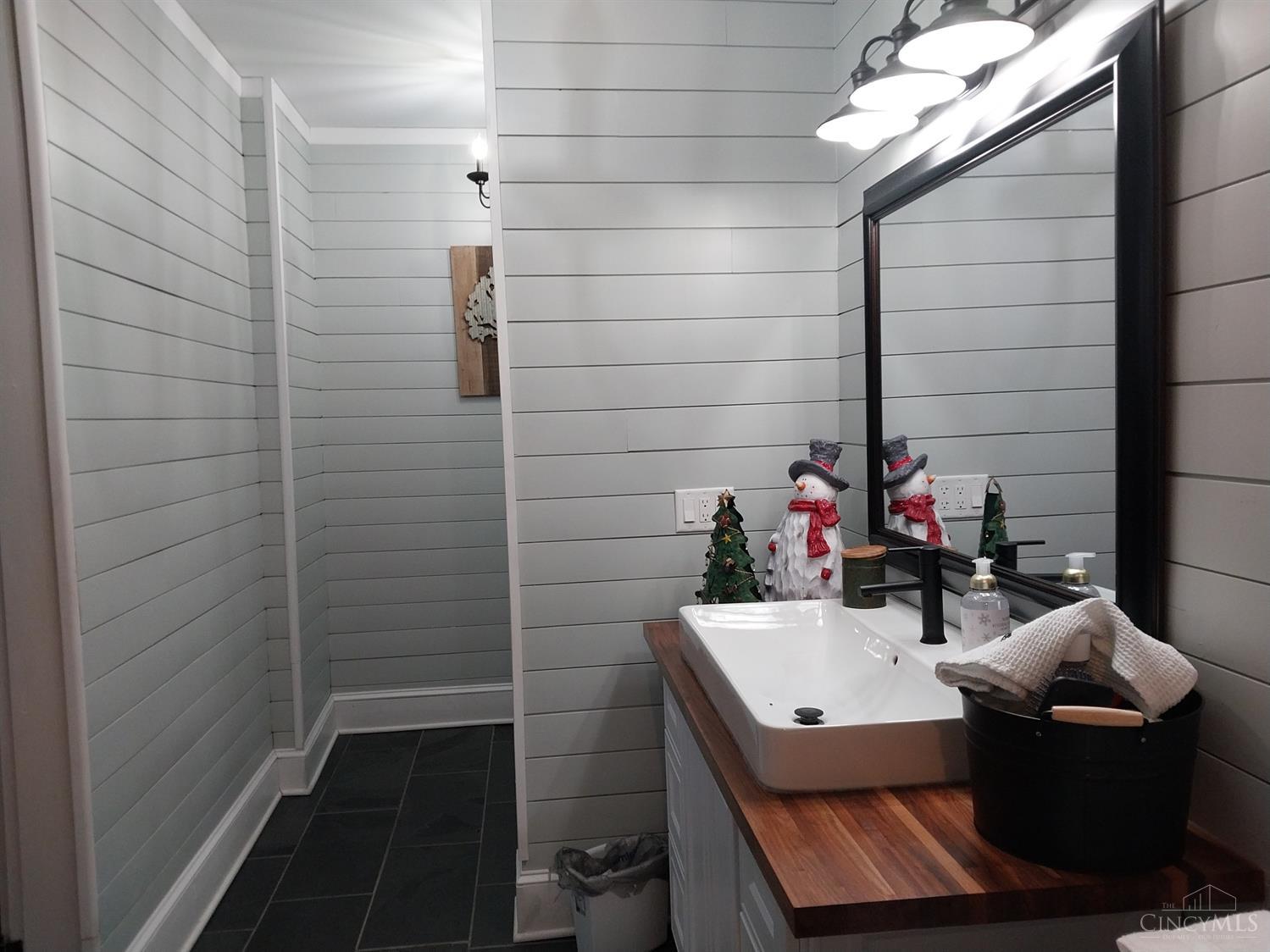 11171 State Route 753