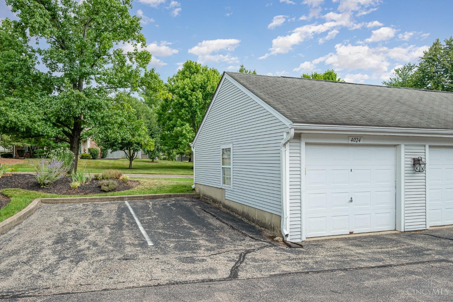 4024 White Chapel Lane