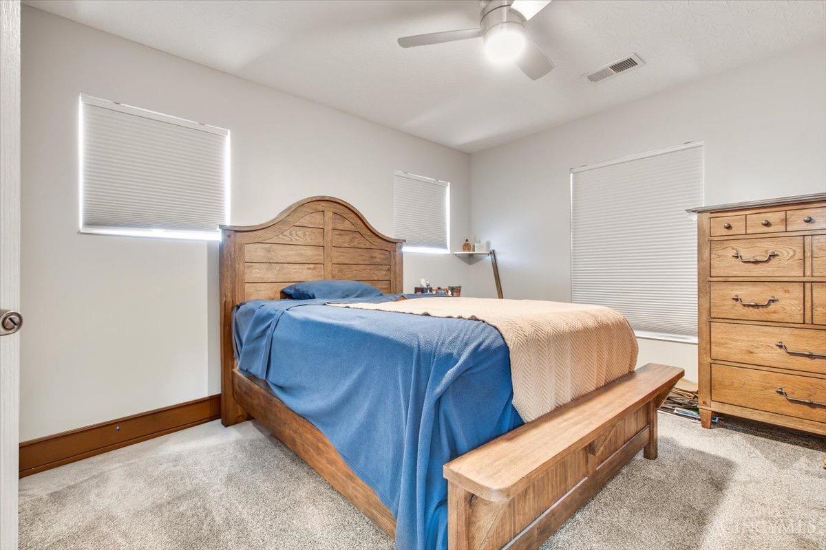 1221 Feather Trail