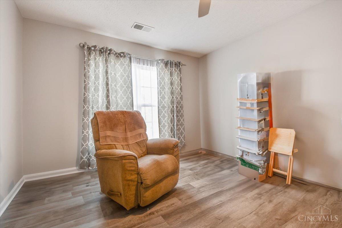 1221 Feather Trail