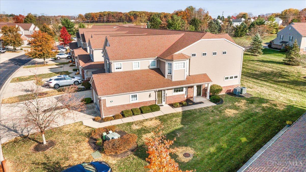 1221 Feather Trail