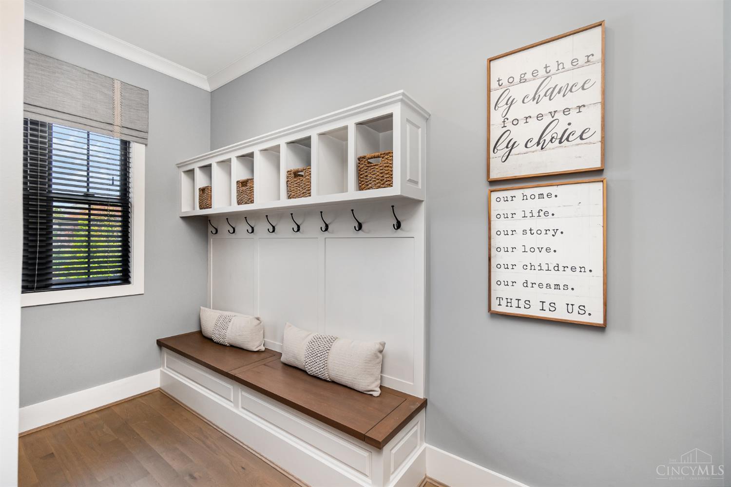 9841 Kensington Lane