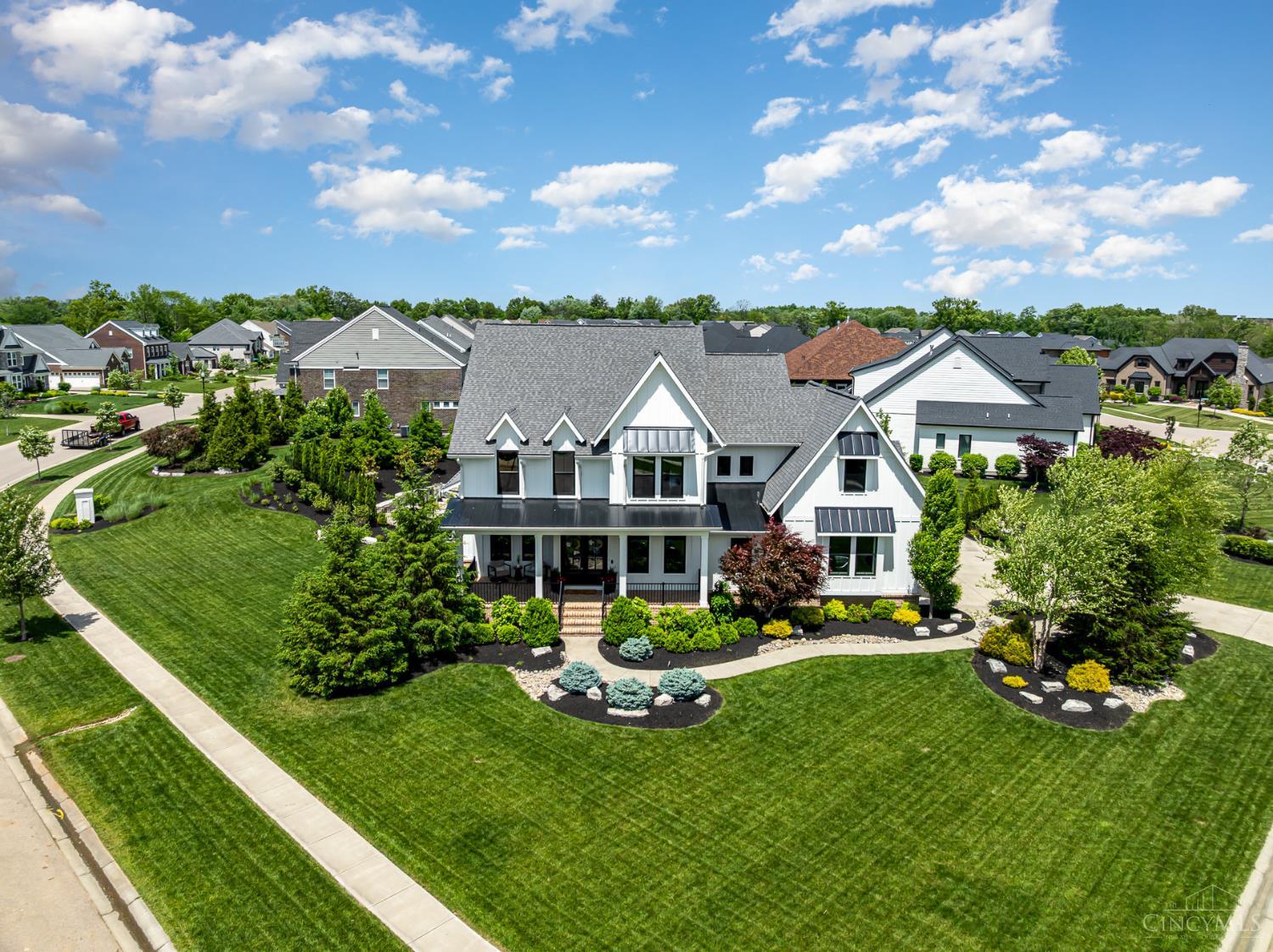 9841 Kensington Lane