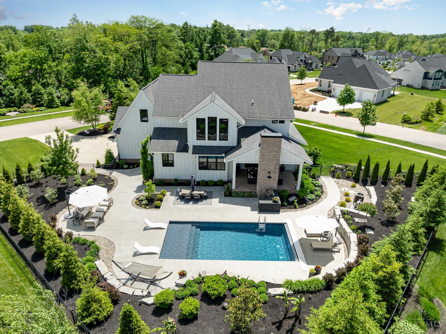 9841 Kensington Lane