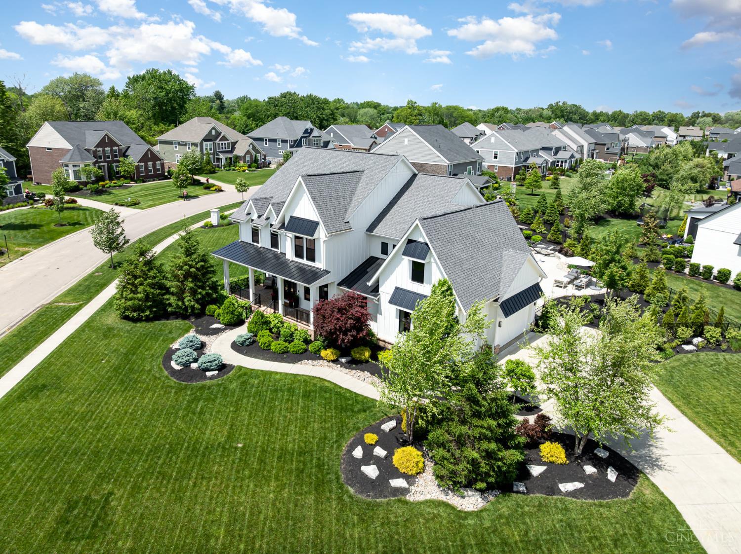 9841 Kensington Lane