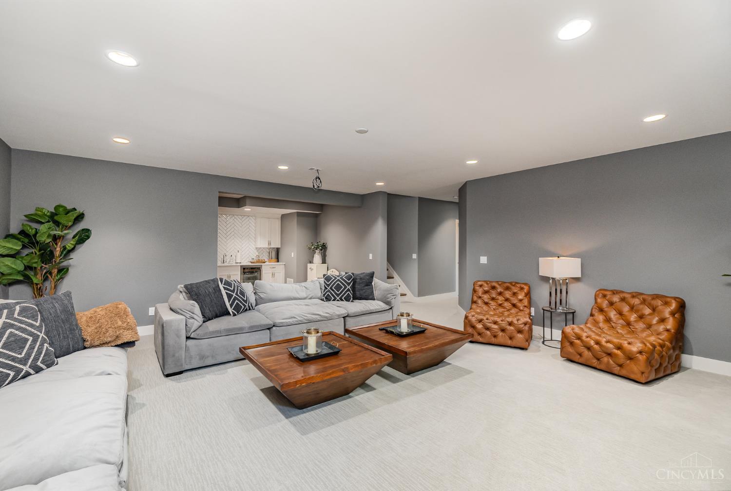 9841 Kensington Lane