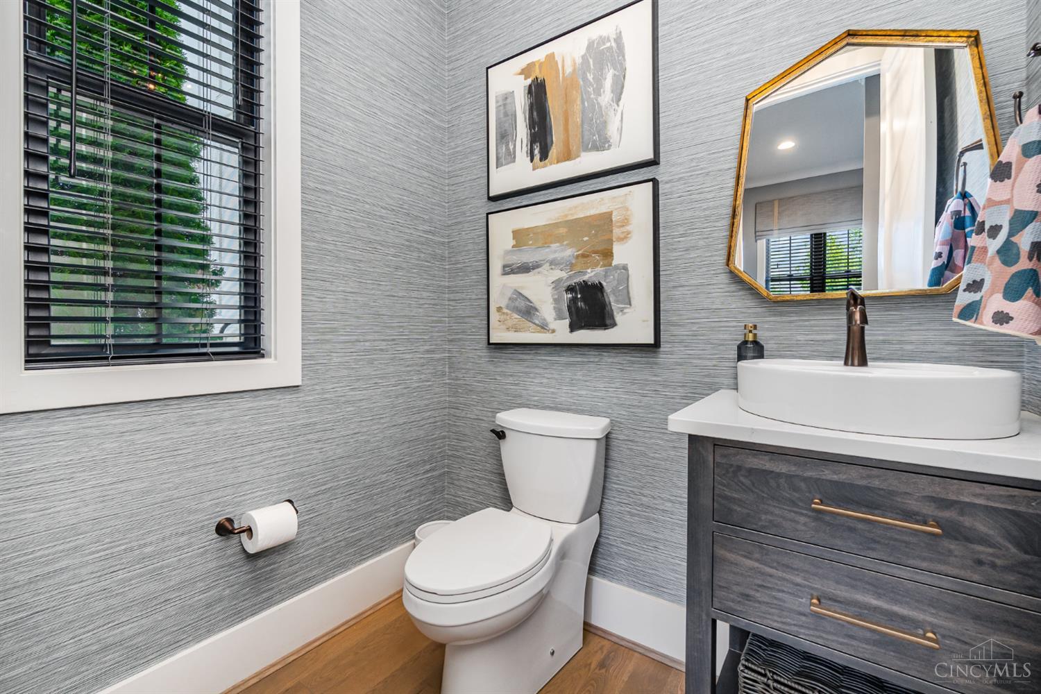 9841 Kensington Lane