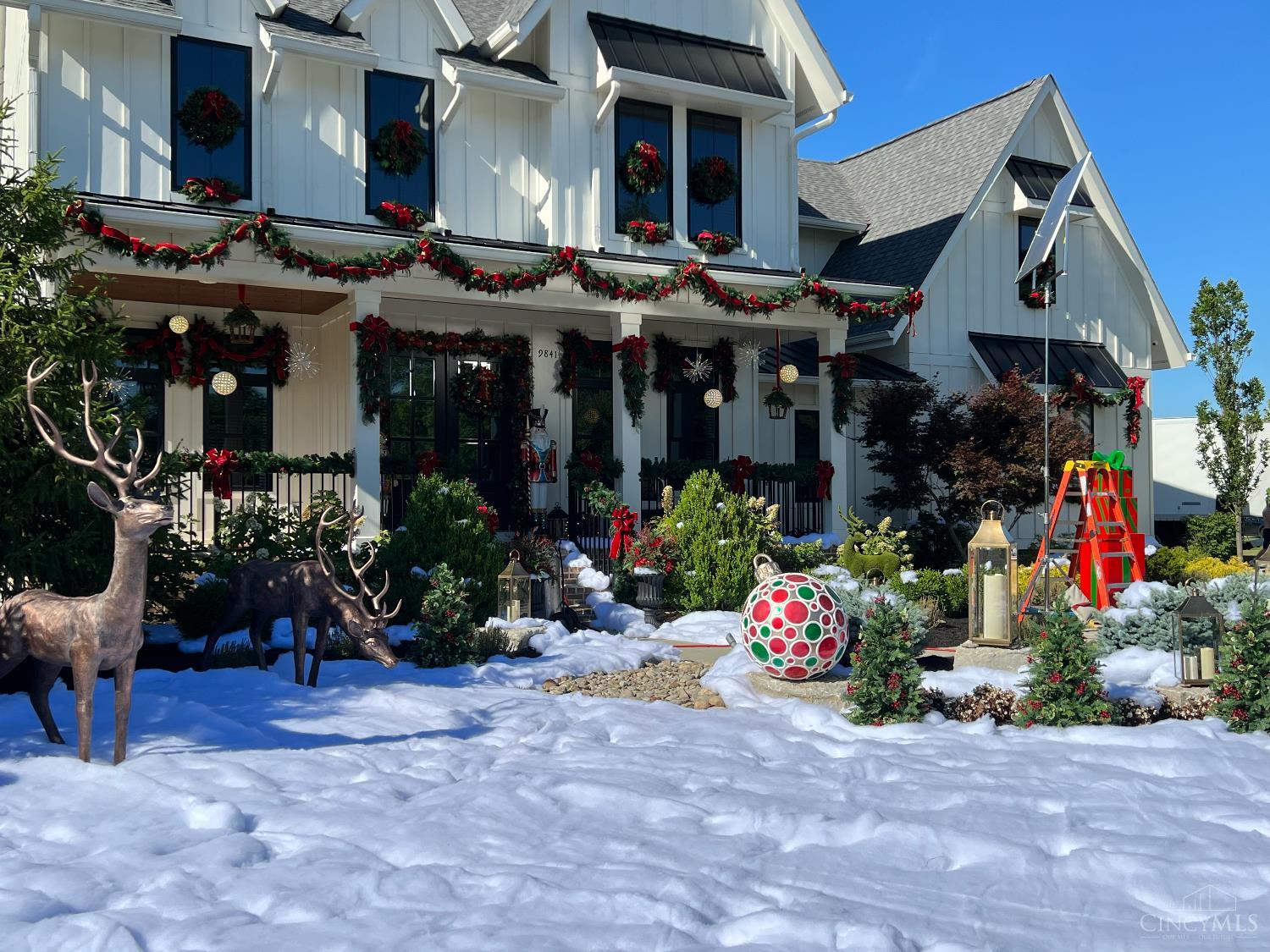 9841 Kensington Lane