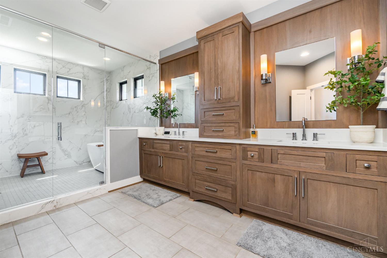 9841 Kensington Lane