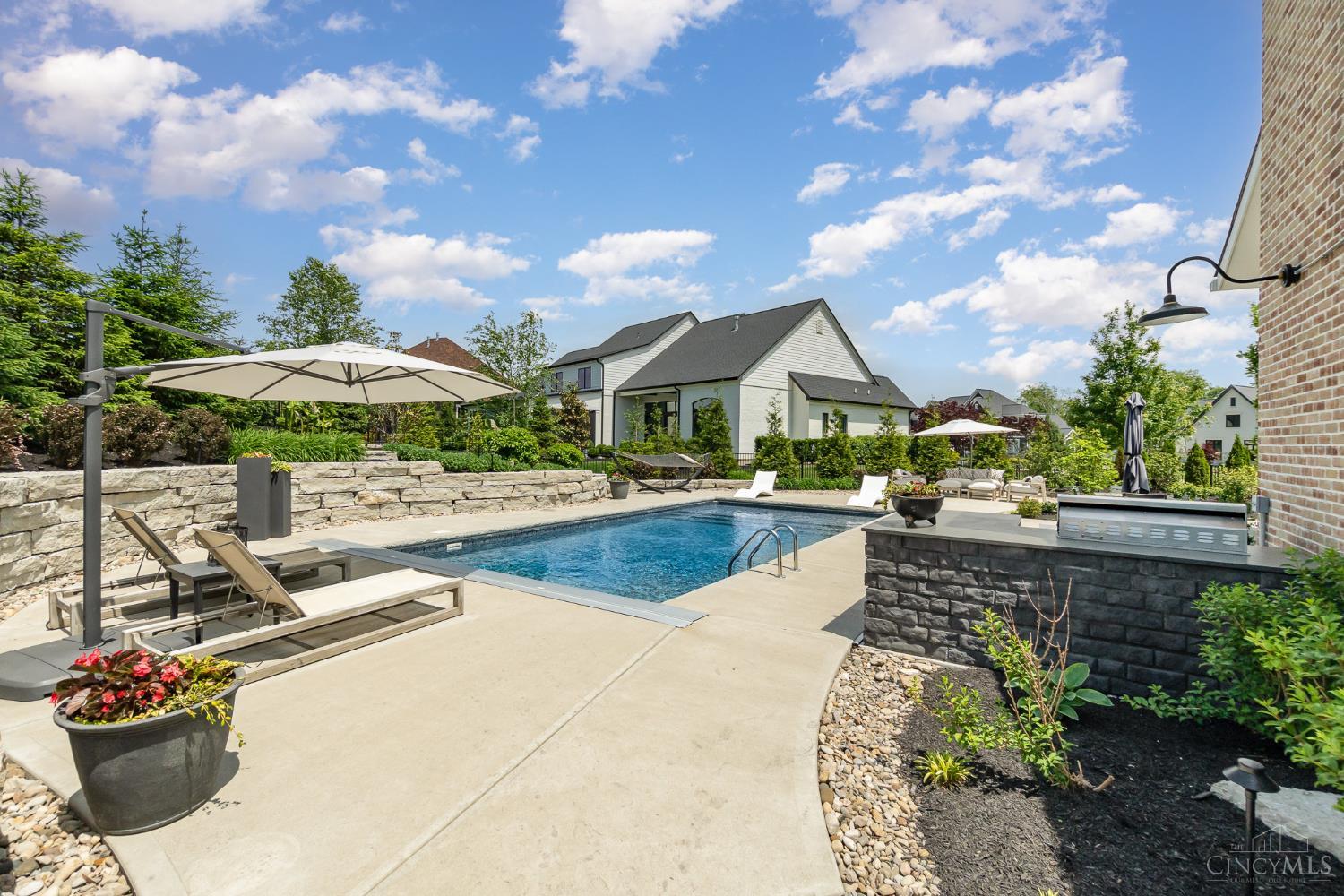 9841 Kensington Lane