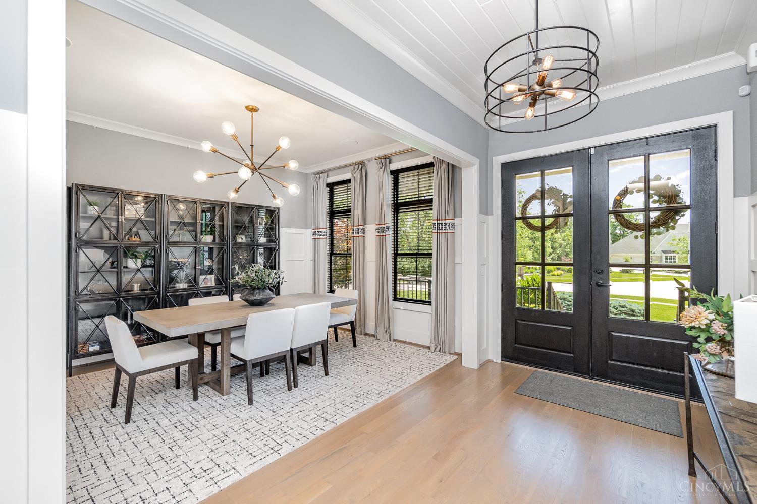 9841 Kensington Lane