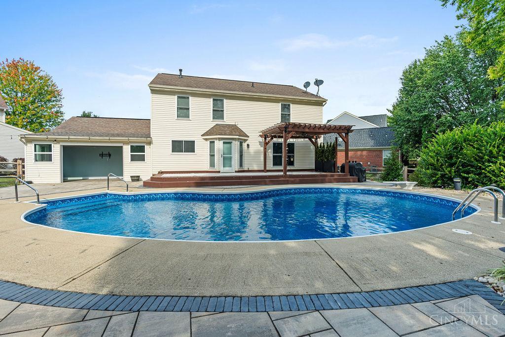 4027 Meadow Grove Lane