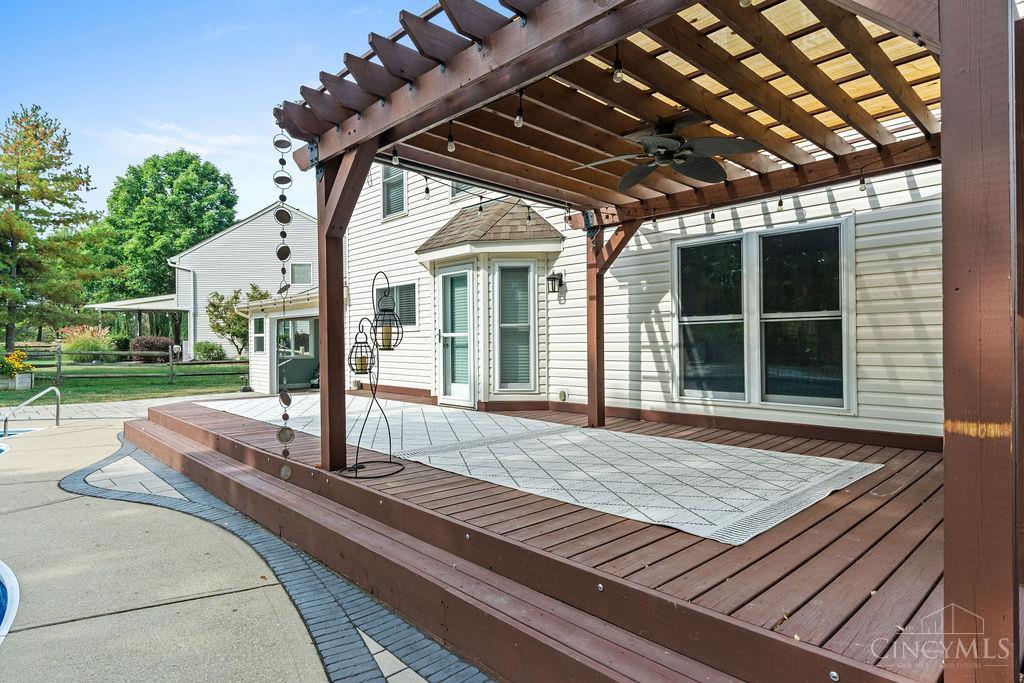 4027 Meadow Grove Lane