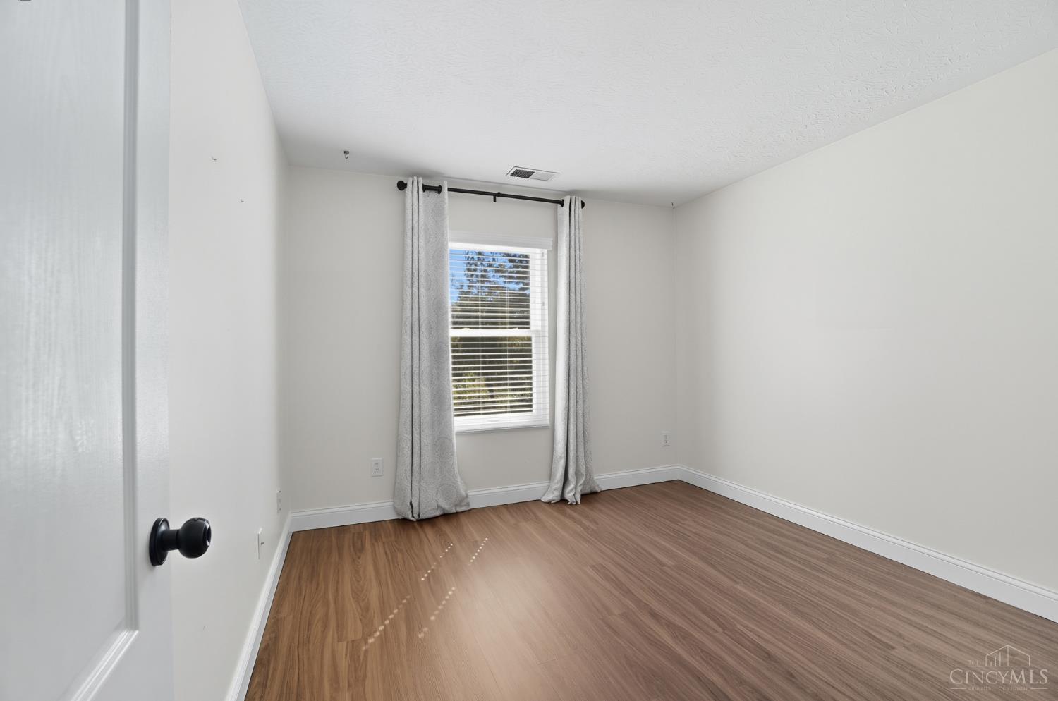 4027 Meadow Grove Lane