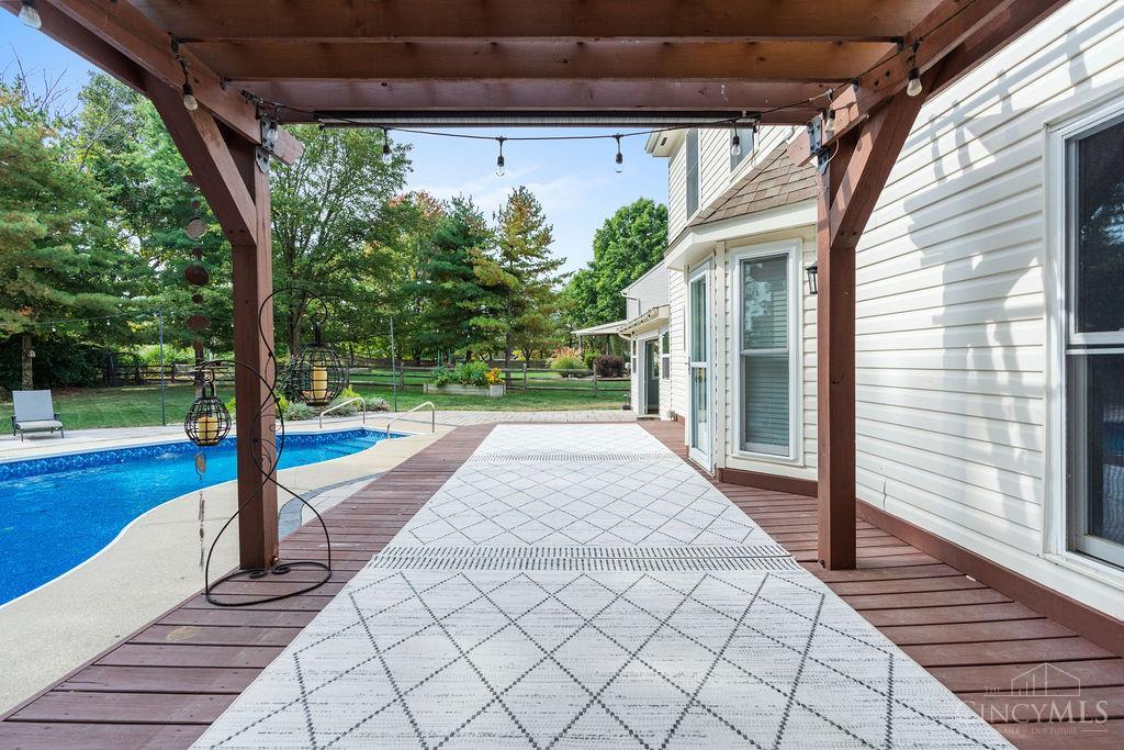 4027 Meadow Grove Lane