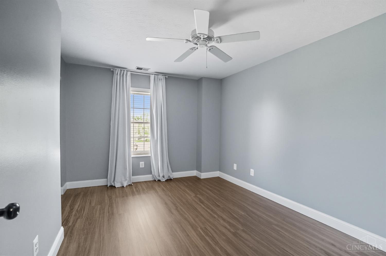 4027 Meadow Grove Lane