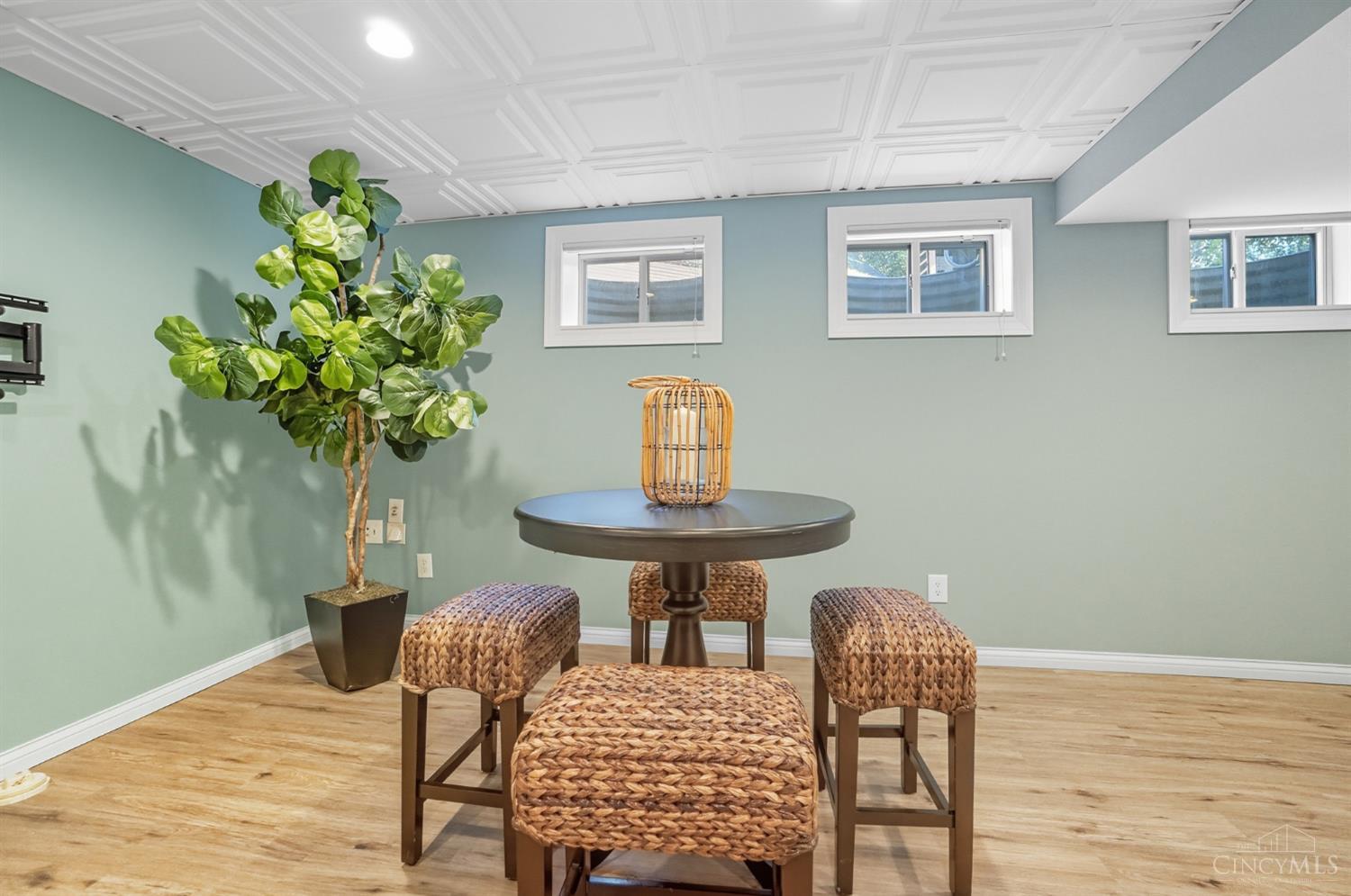 4027 Meadow Grove Lane