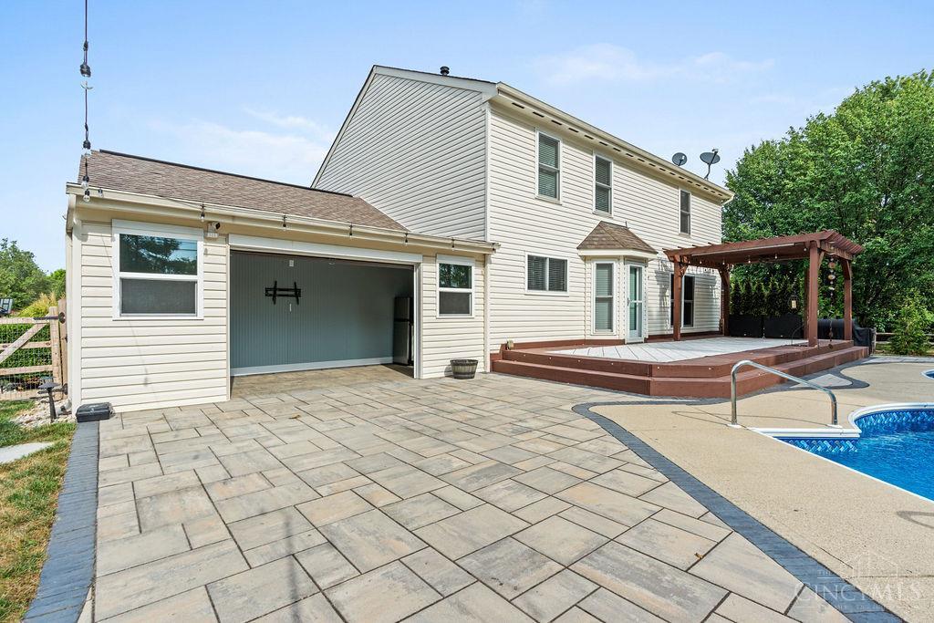 4027 Meadow Grove Lane