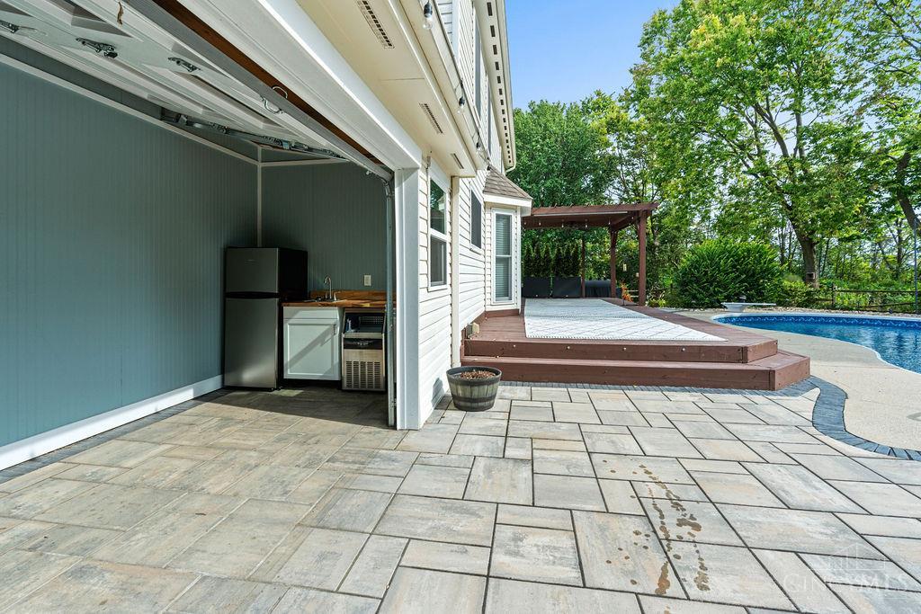 4027 Meadow Grove Lane