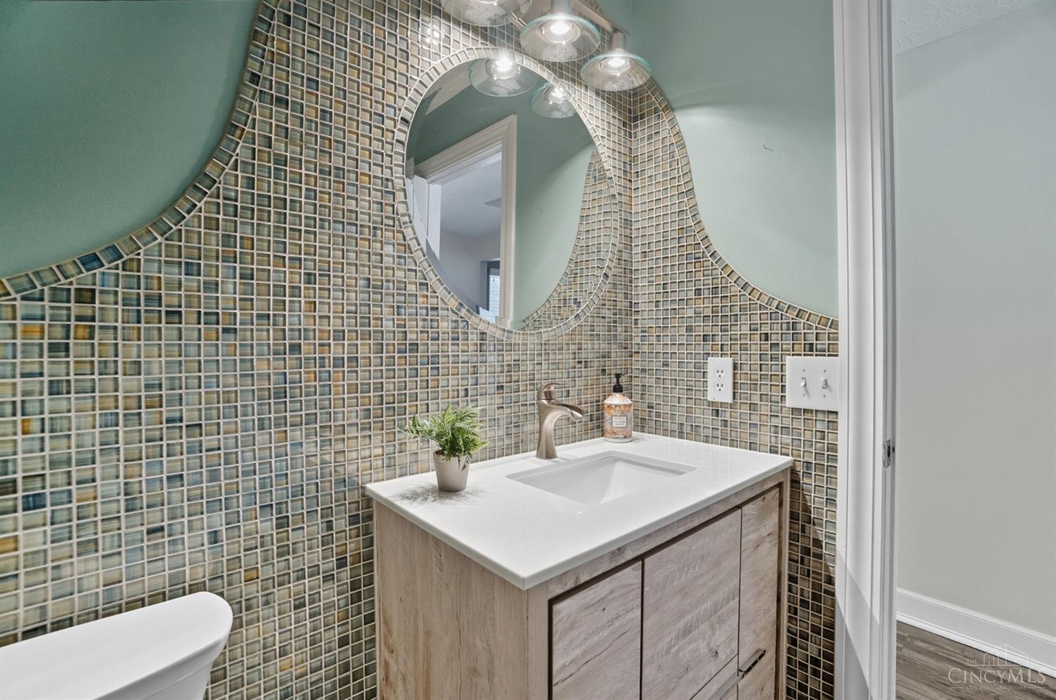 4027 Meadow Grove Lane