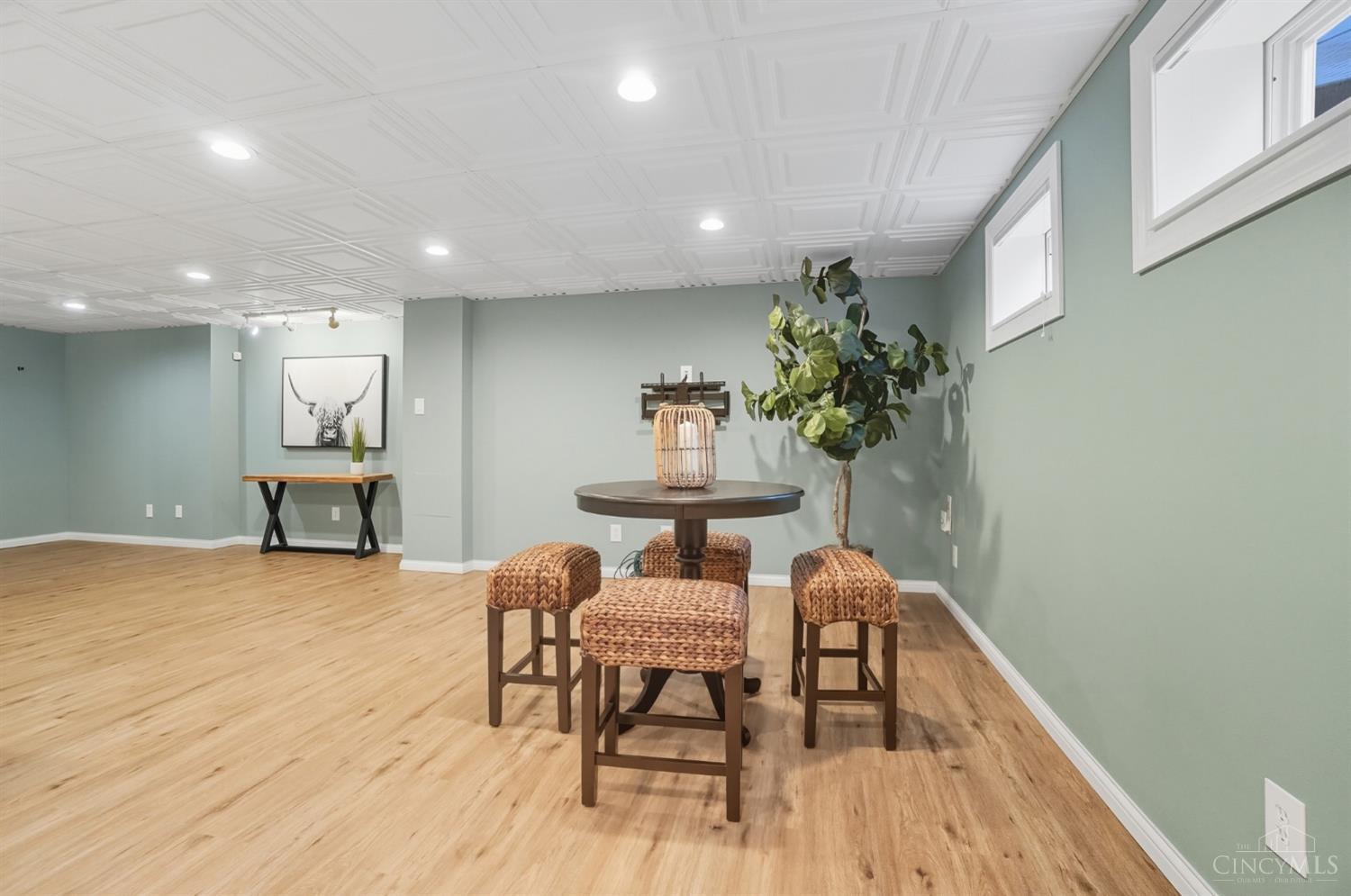 4027 Meadow Grove Lane