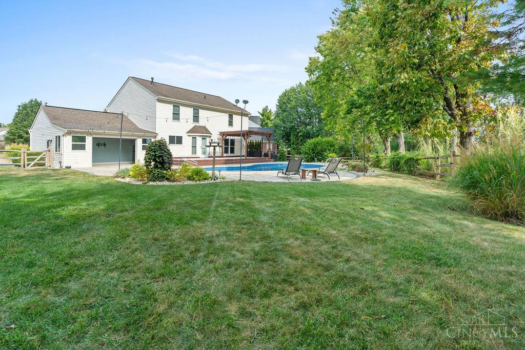 4027 Meadow Grove Lane