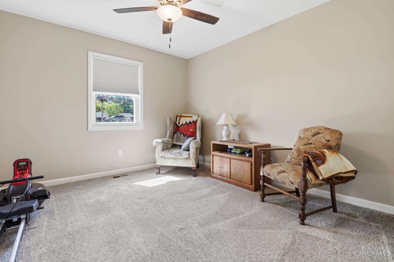736 Wards Corner