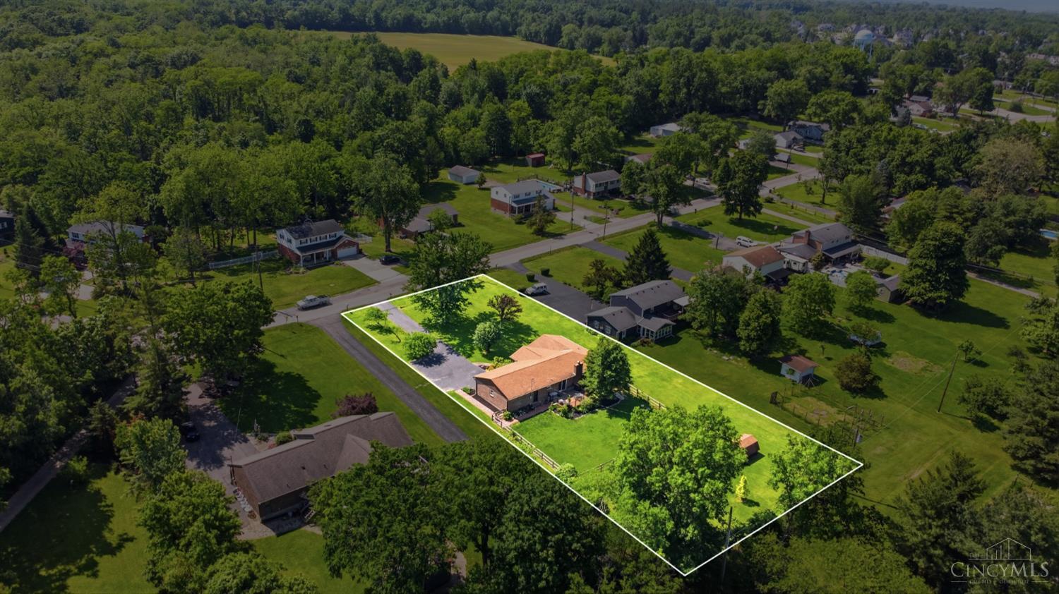 736 Wards Corner
