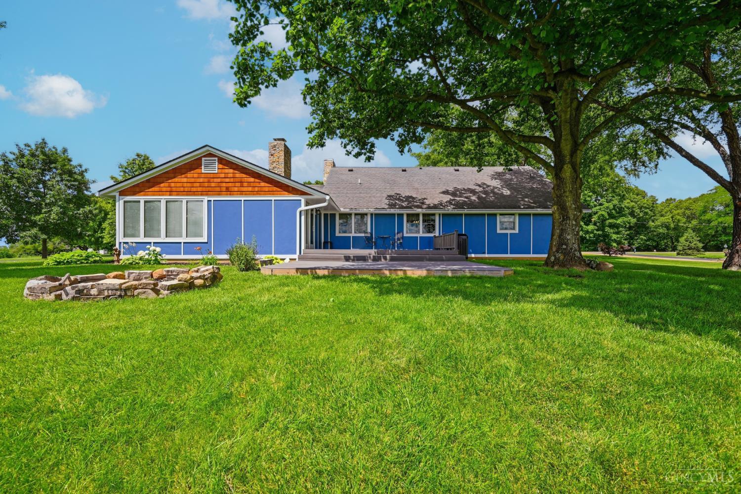1122 Mockingbird Lane