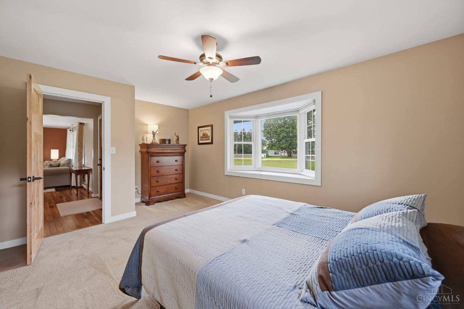 1122 Mockingbird Lane