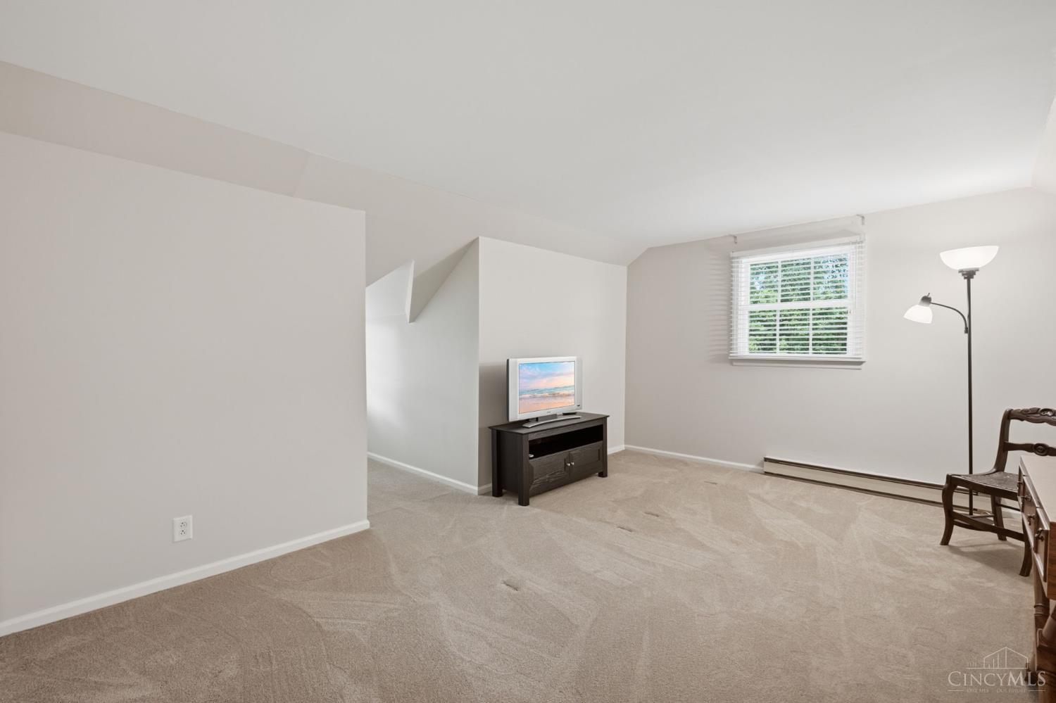 1122 Mockingbird Lane