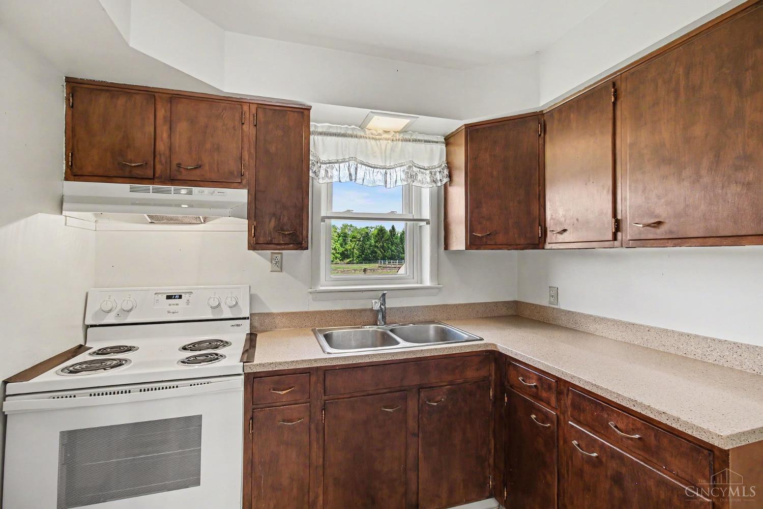 1862 E Fosters-Maineville Road
