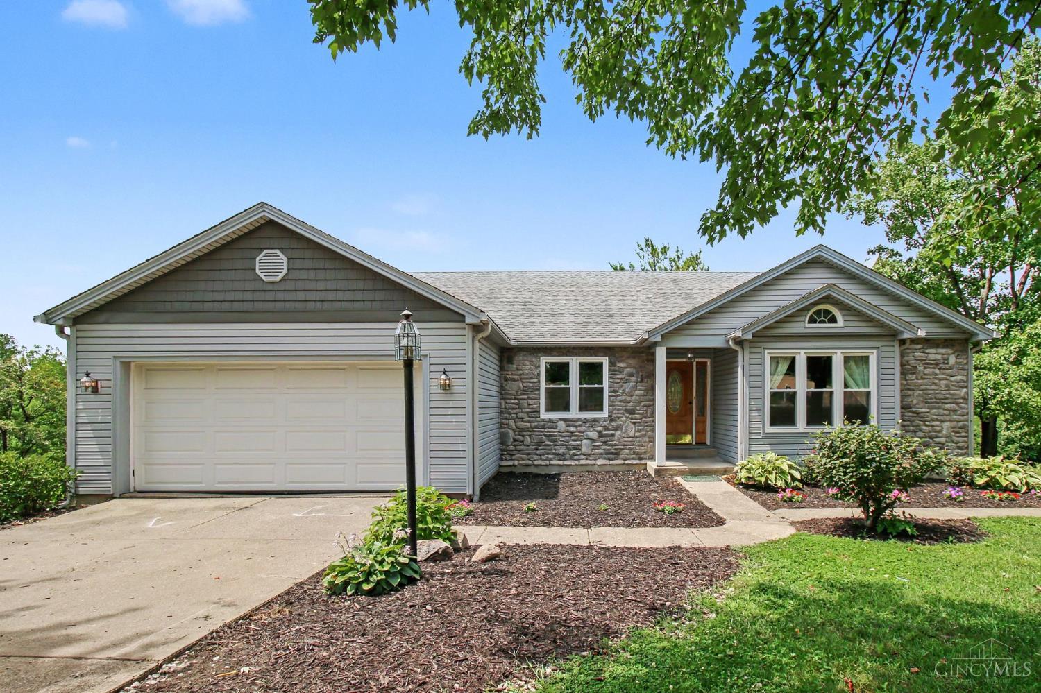 8293 Paddington Court