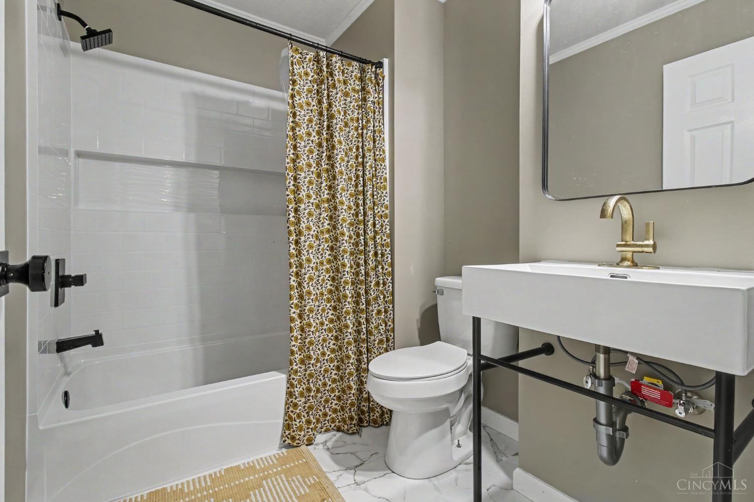 8293 Paddington Court