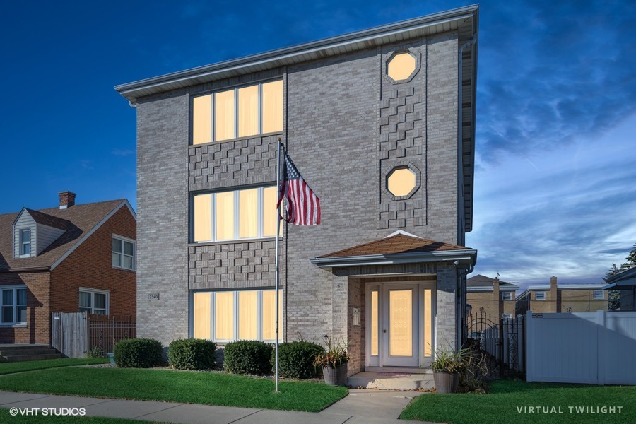 2540 74th Avenue Unit: 3