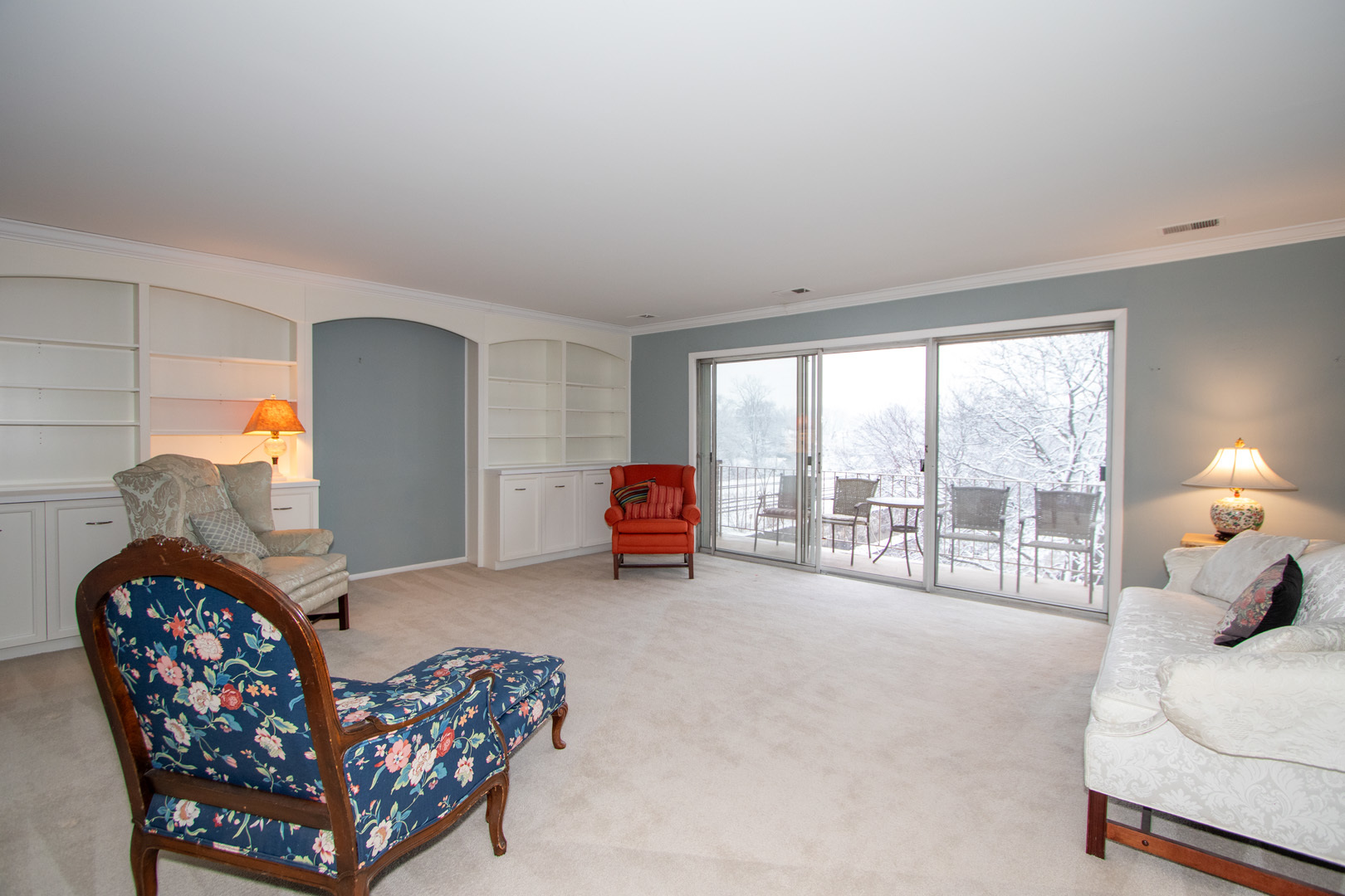 407 Ashland Avenue Unit: 4H