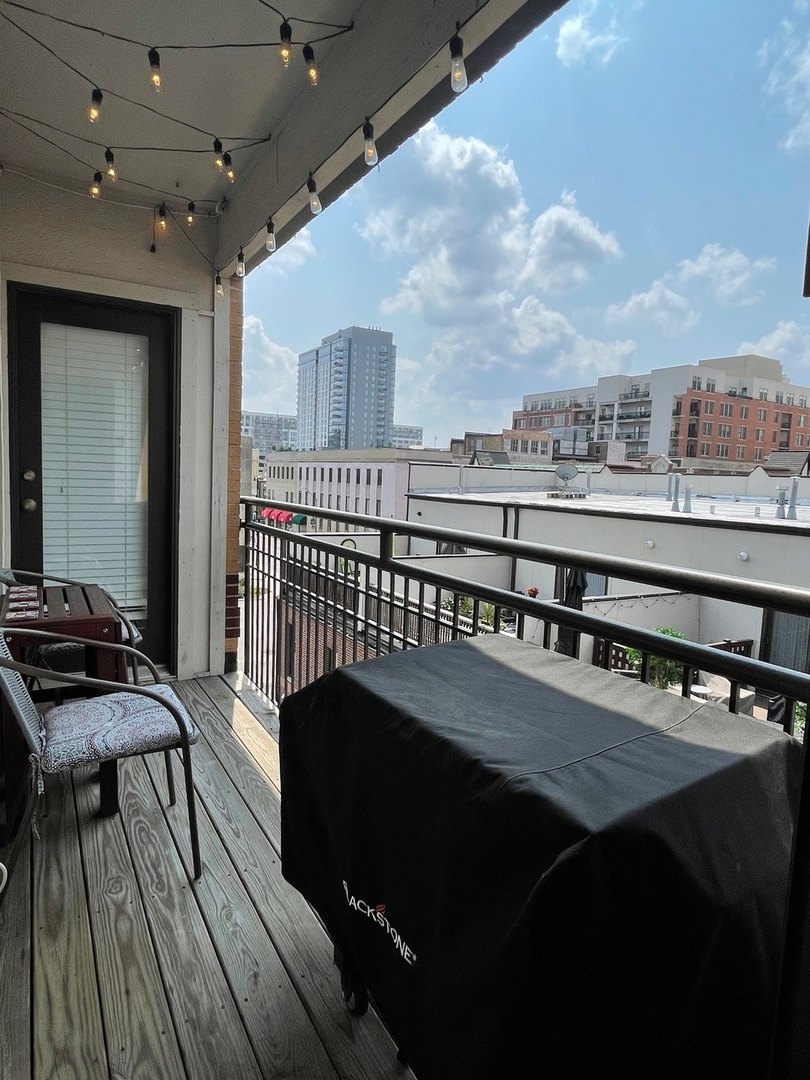 170 N Marion Street Unit: 8